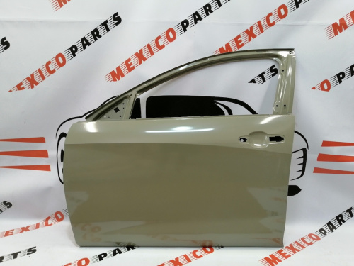 Двері передні ліві Chevrolet Malibu 2016-2019 (84142139), аналог