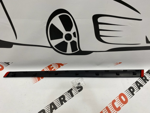 Накладка на переднюю левую дверь Nissan X-Trail (Rogue) 2014-2020 (80877-4BA0A), аналог