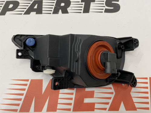 Противотуманная фара правая Volkswagen Touareg 2015-2017 (7P6 941 700 G), аналог