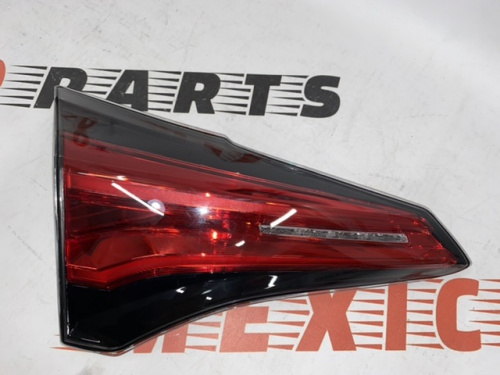 Ліхтар внутрішній (в кришку багажника) лівий LED Toyota RAV4 2016-2018 (81590-42032), аналог