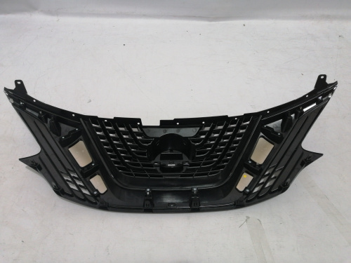 Решетка радиатора Nissan Murano 2015-2018 (62310-5AA0A), аналог