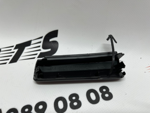 Заглушка буксировочного крюка левая в бампер Toyota RAV4 2019-2021 ( 5243842901), аналог