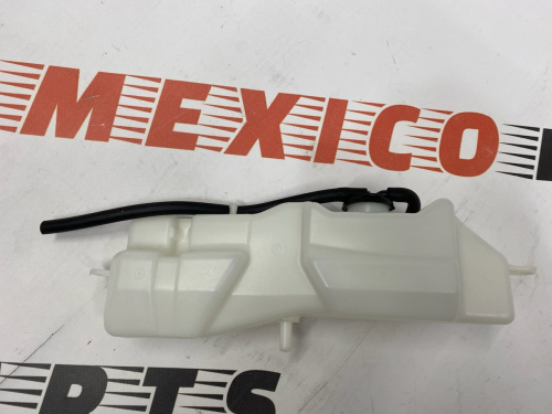 Бачок тосолу Toyota Camry 2012-2014 (16470-0V020), аналог