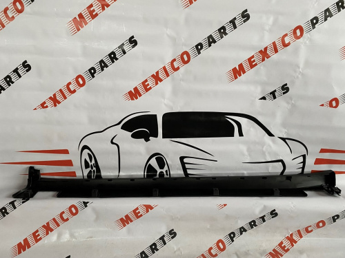 Накладка порога права Tesla Model X 2015-2020 (103509700d)