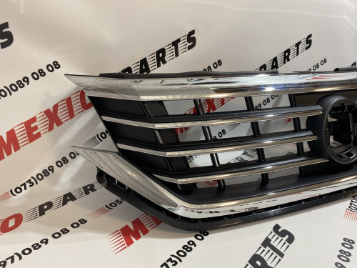 Решетка радиатора Passat B9 2019-(561853651BDZLL), аналог