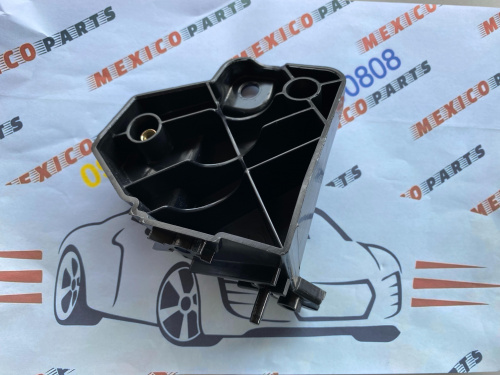 Крепление переднего бампера/фара левое Tesla Model S 2012-2020 (106133100b), аналог