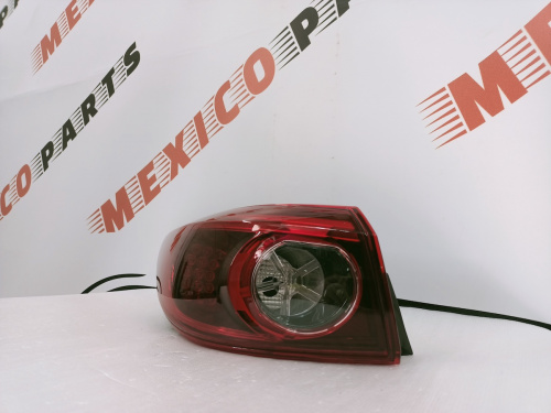 Ліхтар зовнішній (в крило) лівий LED Mazda 3 2016-2018 (BHN3-51-160), аналог