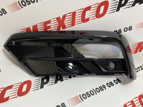 Решетка переднего бампера левая R-Line Volkswagen Tiguan 2017-2020 (5NN853665F041), аналог