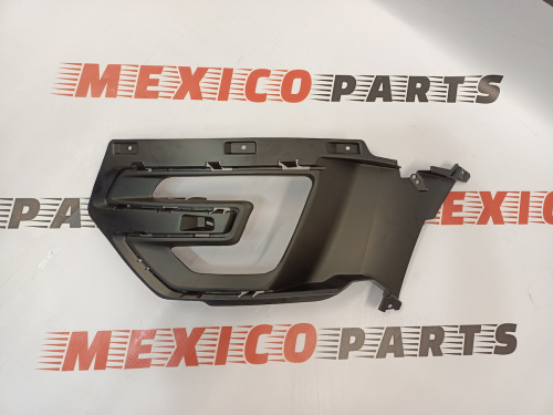 Рамка противотуманной фары левая Ford Explorer 2016- 2017 (FB5Z-17B968-DA), аналог