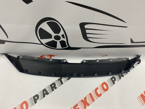 Накладка решётки радиатора (продолжение капота) Mazda 6 2013-2016 ( GHP950033C51), аналог