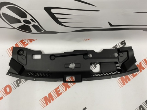 Накладка замка капота Mitsubishi Eclipse Cross 2018-2021 (7450B049), аналог