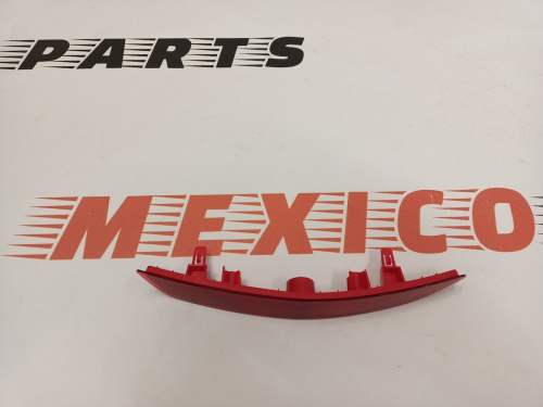 Катафот заднього бампера лівий Mazda 3 2019-2021 (B0J8515L0), аналог