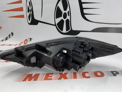 Фара права  LED Hyundai Elantra 2016-2018 (92102-F3010), аналог