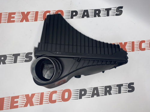 Корпус воздушного фильтра 3.0 бензин Volkswagen Touareg  2011-2014 (7P0129607C), аналог