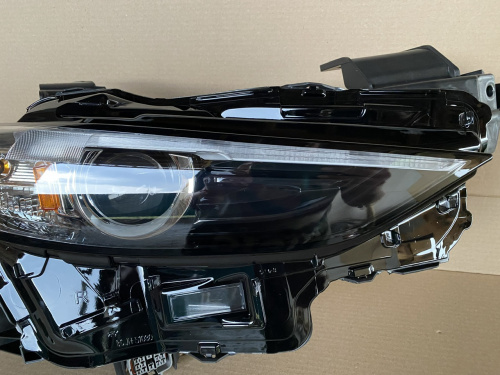 Фара права USA Mazda 3 2019-2021 (BCJH-51-030K), аналог