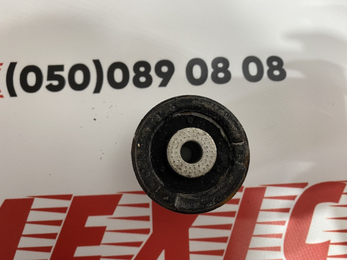 Сайлентблок ричага - підкова Tesla Model 3 2018-2023 (1044324-00-f)
