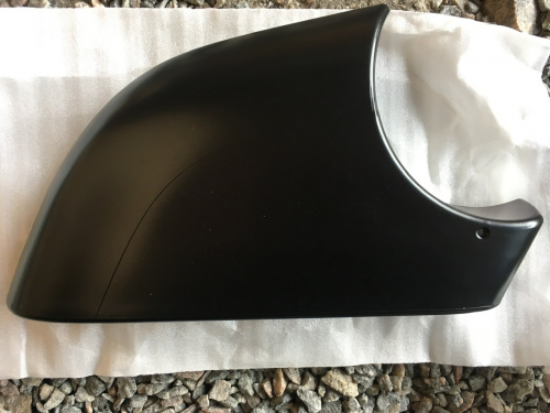 Накладка під дзеркало права чорна Tesla Model 3 2020-2023 (8202203), аналог