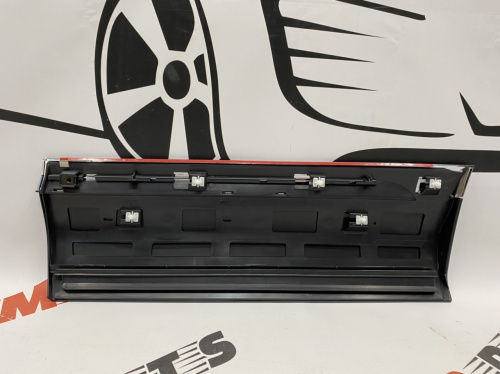 Накладка на двери задняя правая Volkswagen Touareg  2011-2018 (7P6854950HGRU), аналог