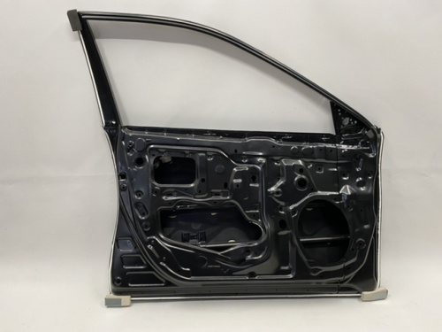 Двері передні ліві Toyota Camry 2012-2014 (67002-06170), аналог