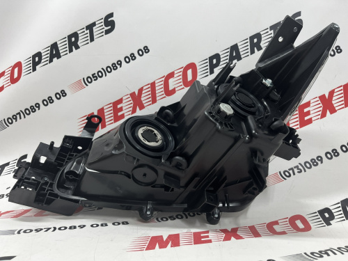 Фара права Mazda 3 2013-2015 (BHR1510K0), аналог