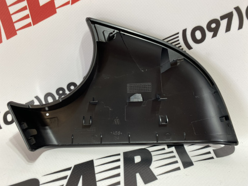 Накладка під дзеркало права Tesla Model Y 2021-2024, аналог