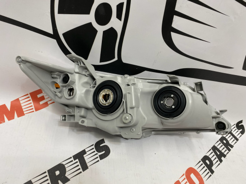 Фара ліва чорна USA Toyota Camry 2012-2014 (81170-06890), аналог
