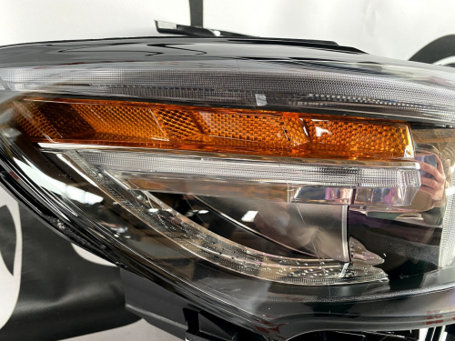 Фара правая с AFS Mazda 6 2019-2020 (GRF851031B), аналог